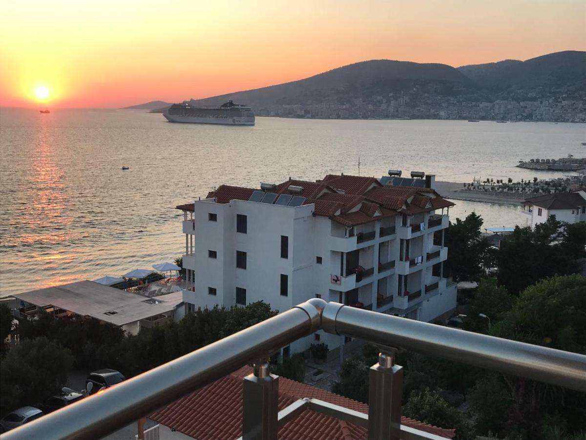 Sunset Apartment Sarandë エクステリア 写真